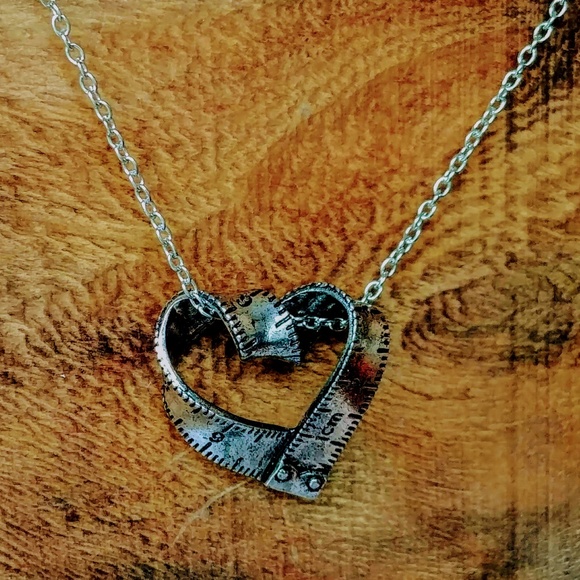 Jewelry - Measure Up Necklace